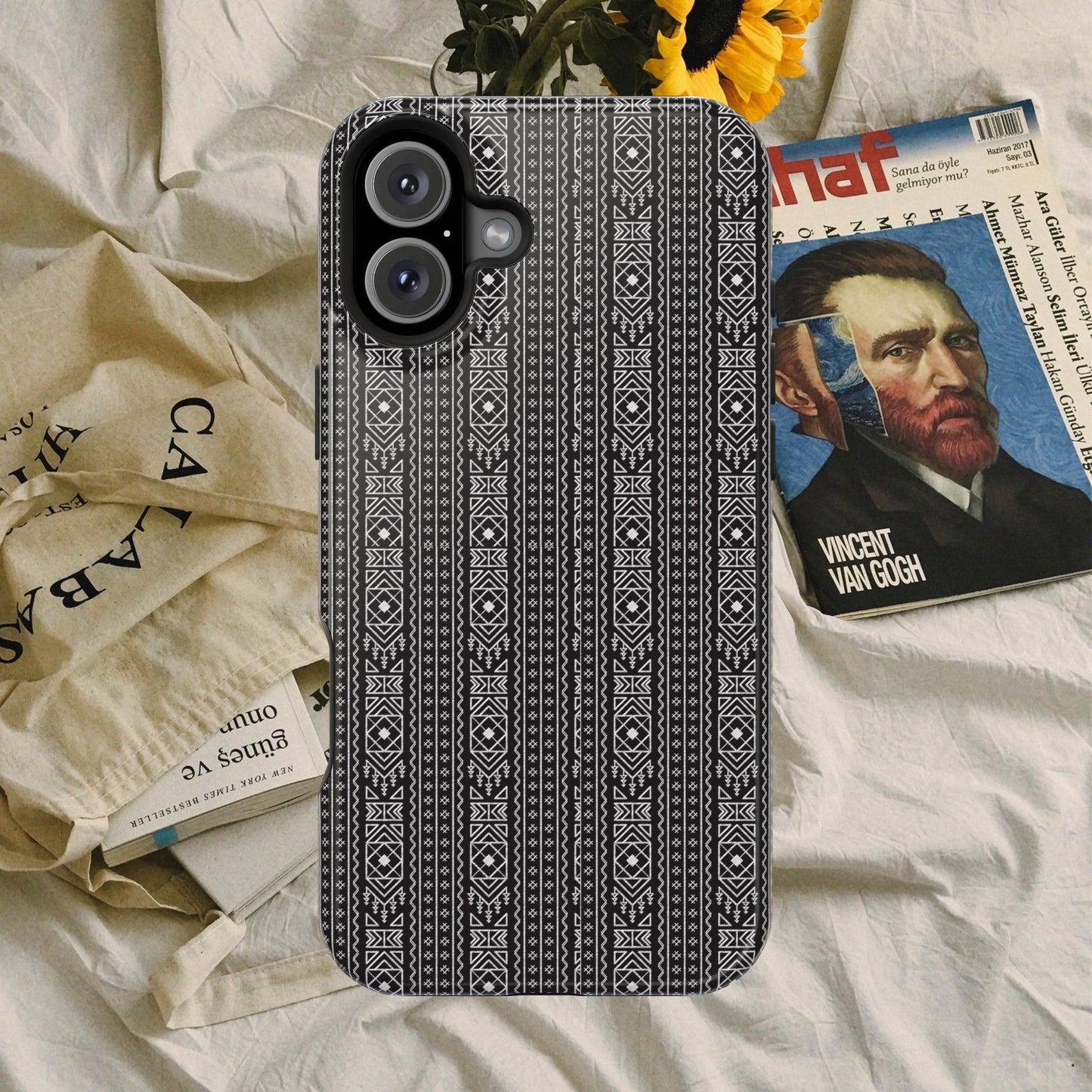Stylish Magnetic Tough Cases - Modern Geometric Design for Ultimate Protection_ 30 March 2025_ 002