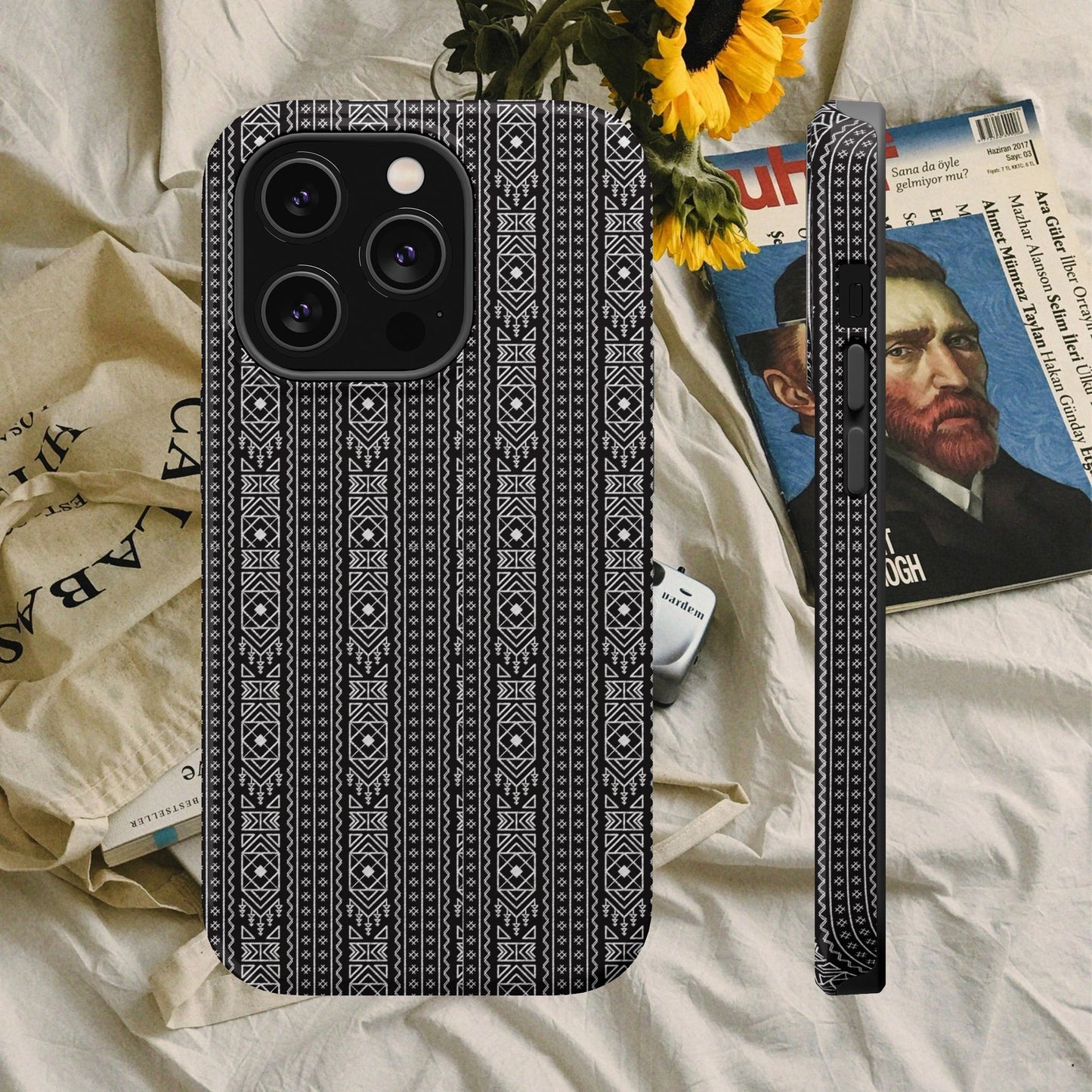 Stylish Magnetic Tough Cases - Modern Geometric Design for Ultimate Protection_ 30 March 2025_ 002