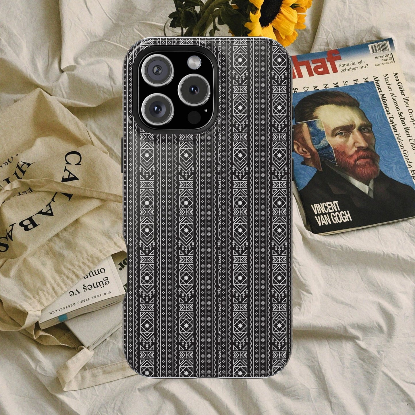Stylish Magnetic Tough Cases - Modern Geometric Design for Ultimate Protection_ 30 March 2025_ 002