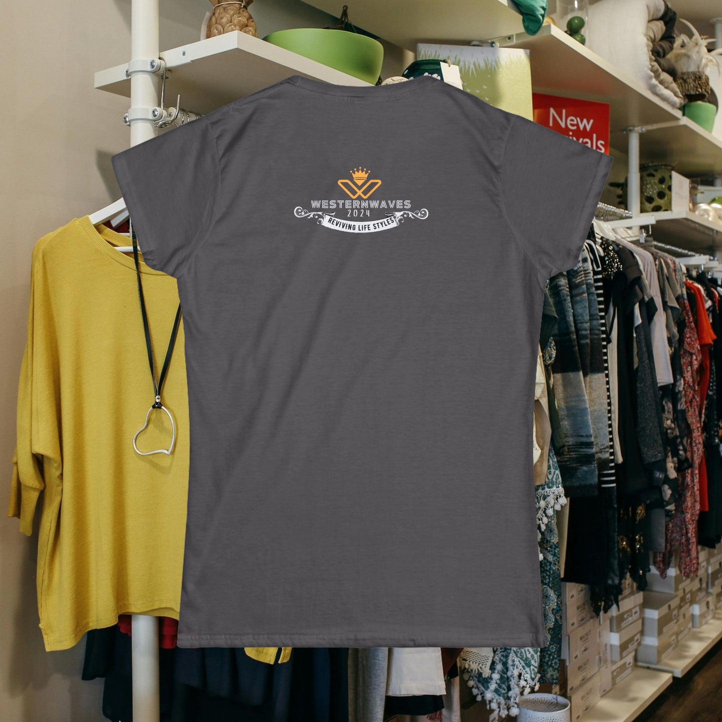 Women's Softstyle Tee_ EX PT2WW001