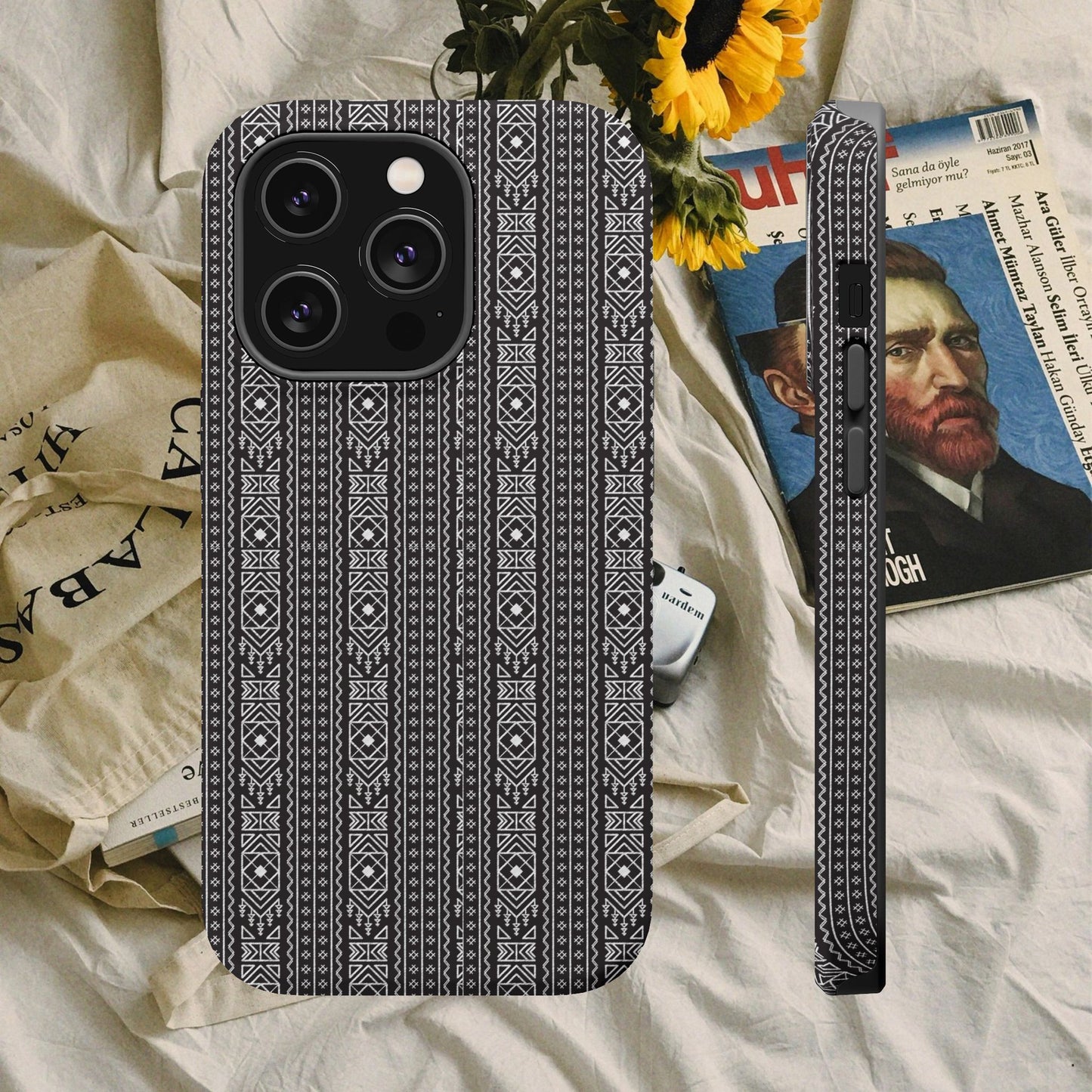 Stylish Magnetic Tough Cases - Modern Geometric Design for Ultimate Protection_ 30 March 2025_ 002
