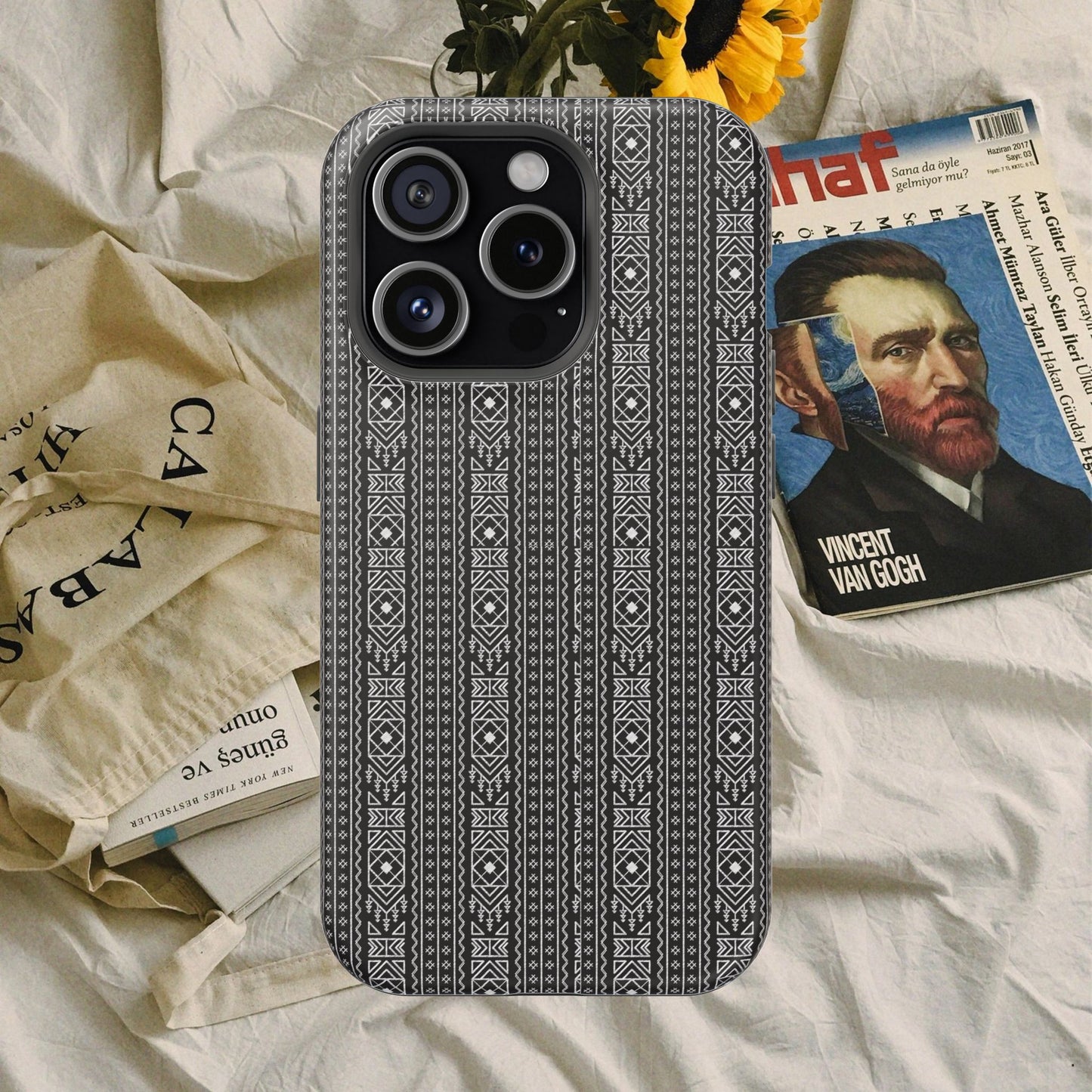 Stylish Magnetic Tough Cases - Modern Geometric Design for Ultimate Protection_ 30 March 2025_ 002