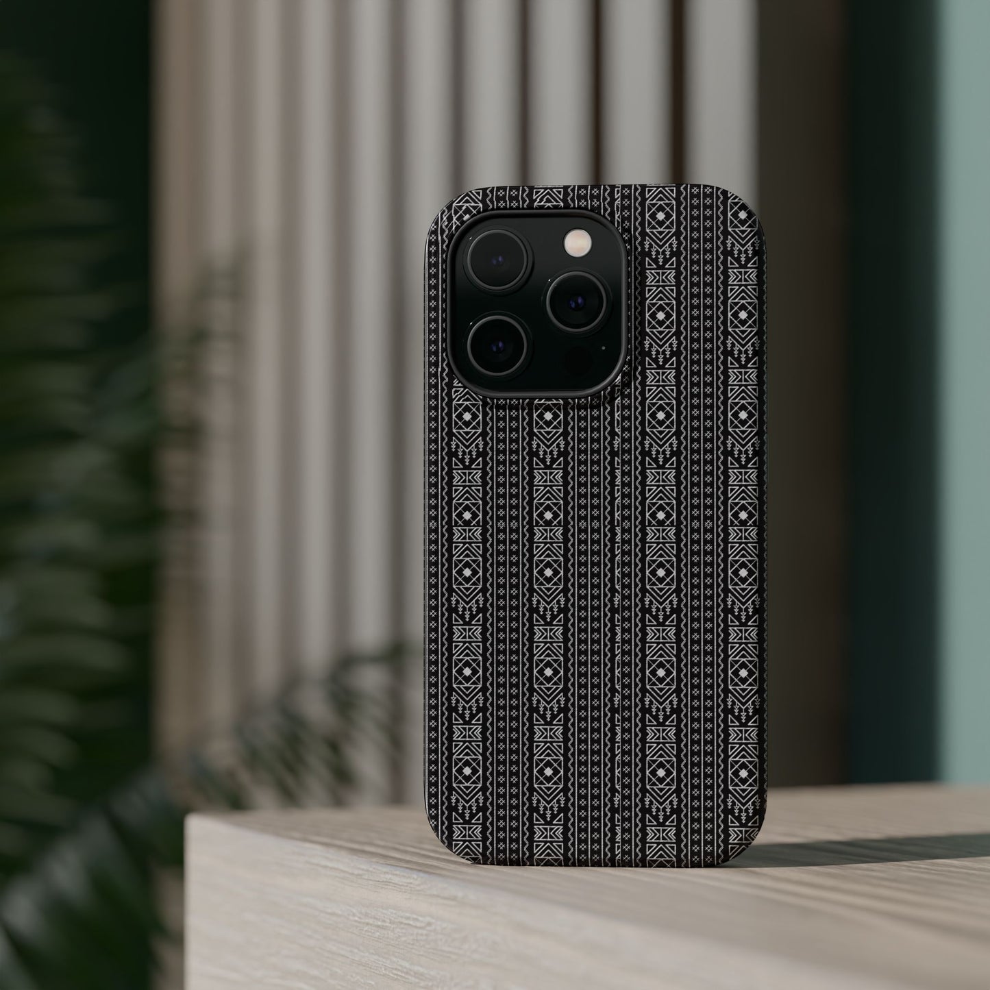 Stylish Magnetic Tough Cases - Modern Geometric Design for Ultimate Protection_ 30 March 2025_ 002