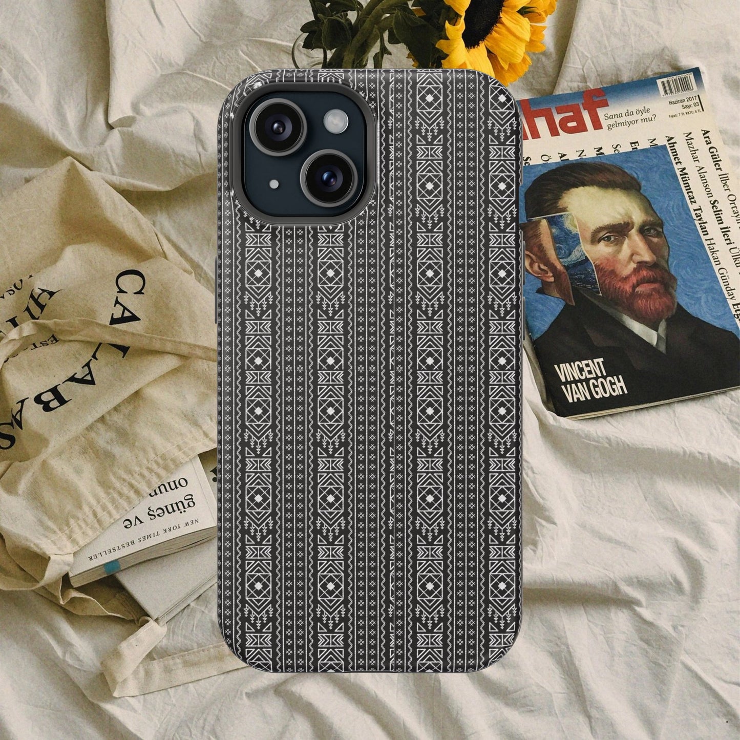 Stylish Magnetic Tough Cases - Modern Geometric Design for Ultimate Protection_ 30 March 2025_ 002